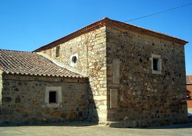 Eglise de Fontanillas de Castro.jpg